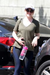 Alyson Hannigan - Heading to a Workout Session in LA 04/23/2019