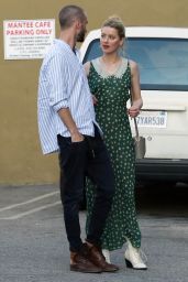 Amber Heard at Mantee Cafe in Studio City 04/13/2019