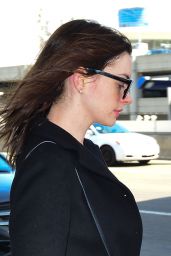Anne Hathaway Casual Style 04/03/2019