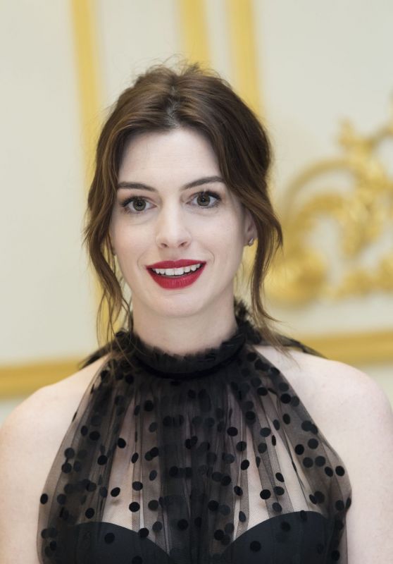 Anne Hathaway - "The Hustle" Press Conference in NY