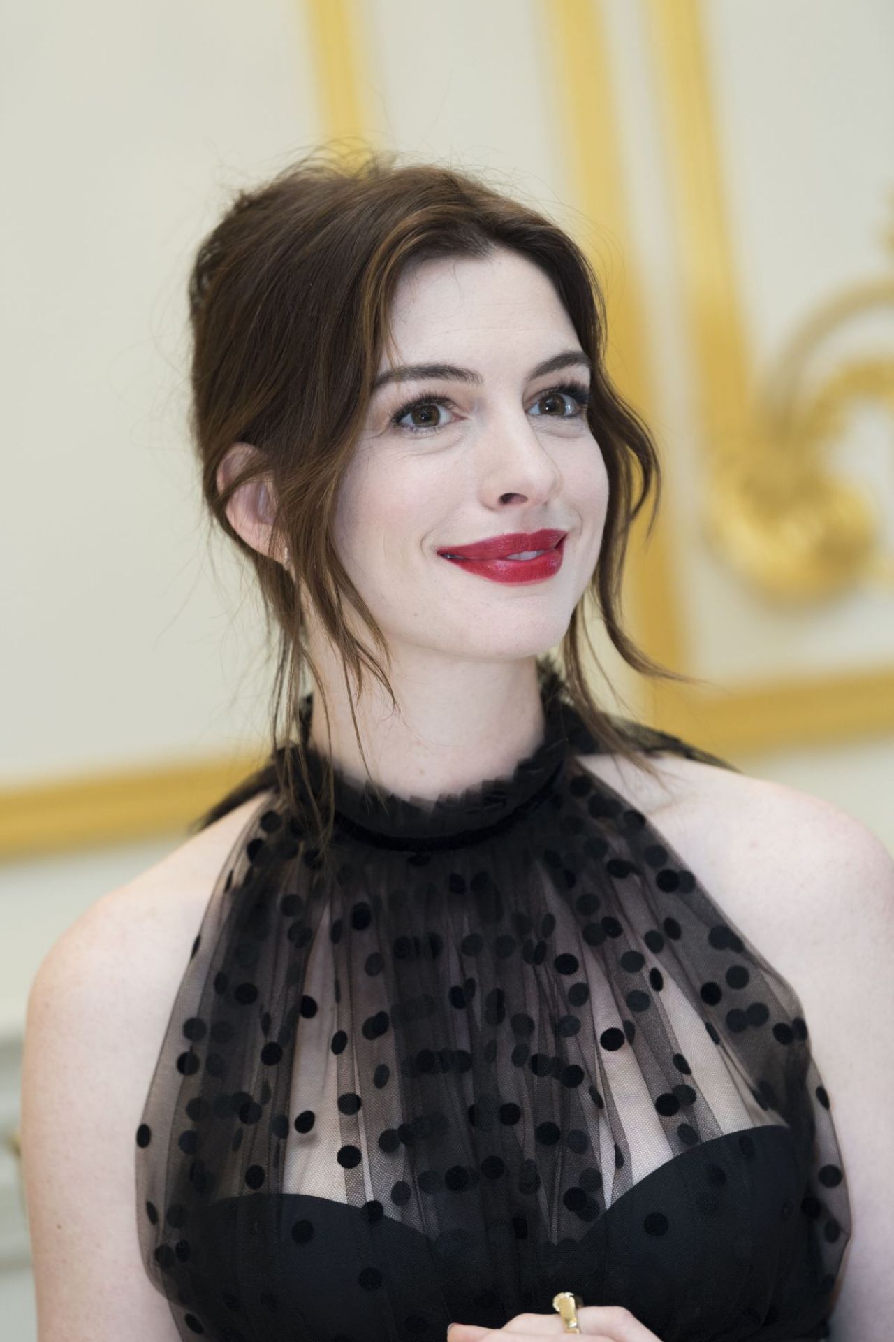 Anne Hathaway - "The Hustle" Press Conference in NY

