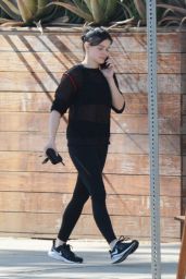 Ariel Winter - Out in Los Angeles 04/19/2019