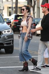 Bella Thorne - Out for Lunch With Friends in LA 03/30/2019