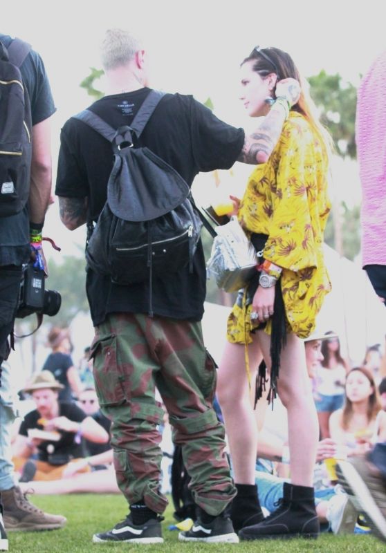 Bella Thorne With a Mystery Man in Indio 04/17/2019