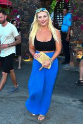 Brooke Hogan - Leaving the Ciroc Summer House Coachella Party in Palm Springs 04/12/2019