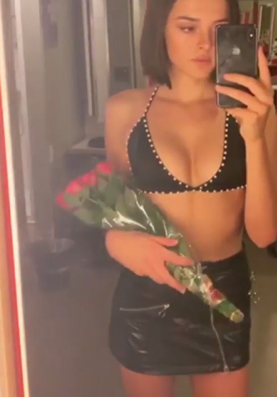 Charlotte Lawrence - Personal Pics and Video 04/01/2019
