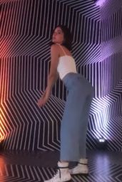 Charlotte Lawrence - Personal Pics and Video 04/07/2019