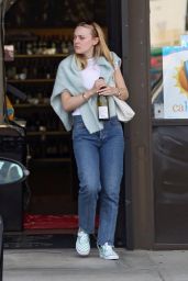 Dakota Fanning Casual Style - Toluca Lake 04/03/2019 • CelebMafia