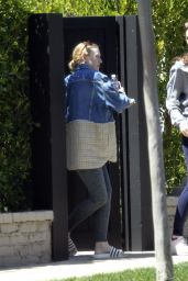 Dakota Fanning - Out With Her Mom in LA 04/23/2019