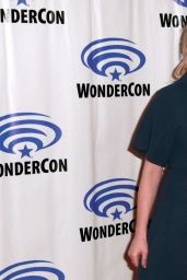 Eliza Taylor – The 100 Press Line at WonderCon 2019