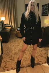 Ellie Goulding - Personal Pics 04/02/2019