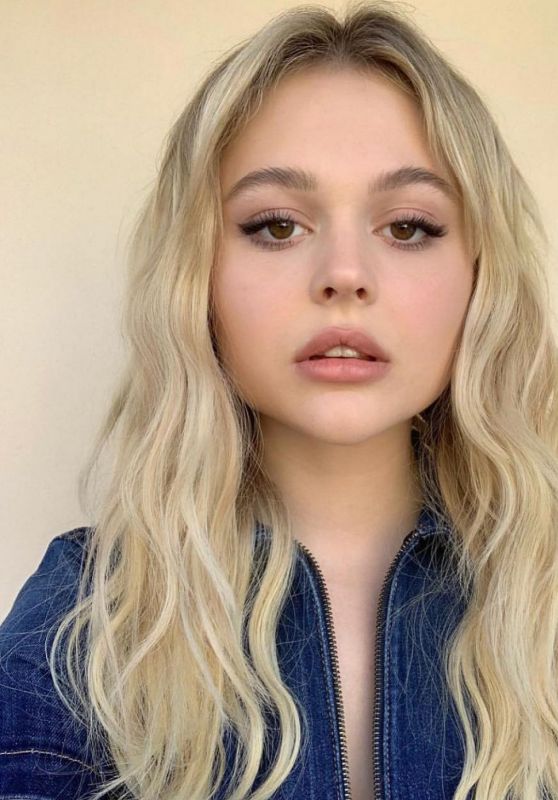 Emily Alyn Lind - Photoshoot April 2019