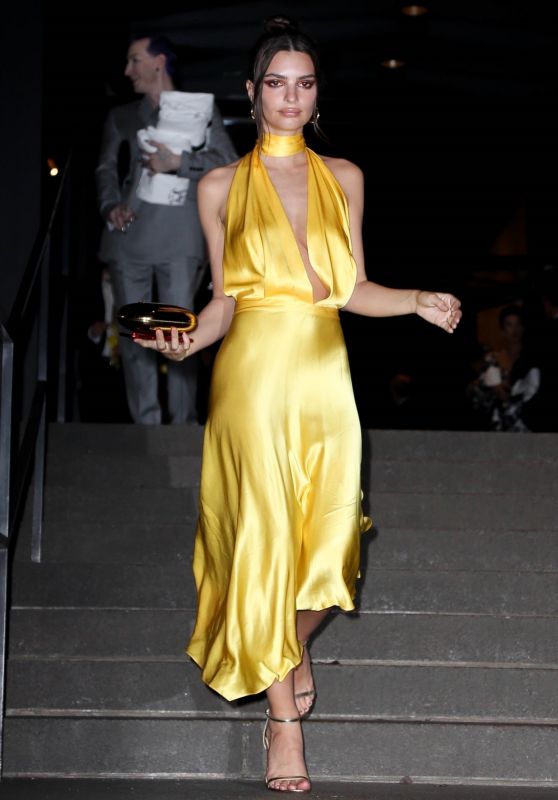 Emily Ratajkowski – Leaving Marc Jacobs Wedding Reception Party 04/06 ...