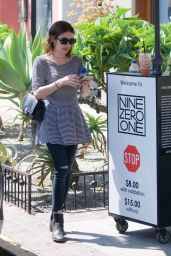 Emma Roberts Casual Style 04/19/2019