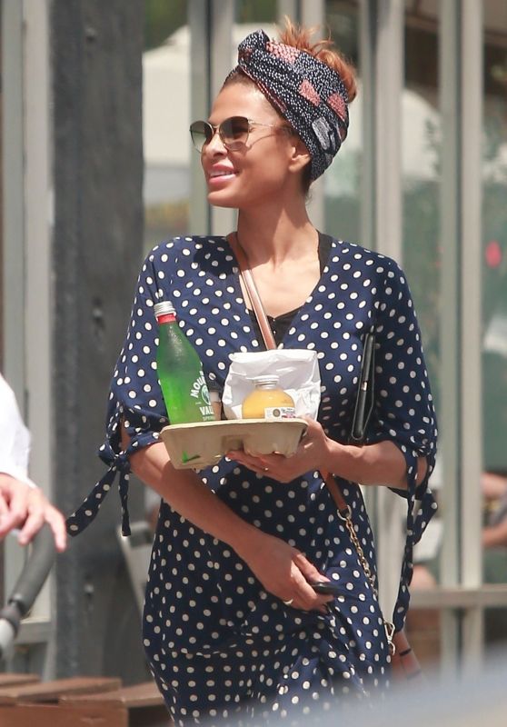 Eva Mendes Accidentally Dropping a Glass Bottle - Los Angeles 04/26/2019