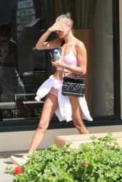 Hailey Rhode Bieber Leggy in Shorts - Hollywood 04/06/2019
