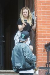 Hilary Duff - Out in NYC 04/18/2019