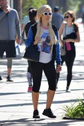 Holly Madison in Leggings - Heading to the Gym in Studio City 04/22/2019