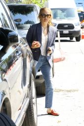 Isla Fisher - Shopping in West Hollywood 04/10/2019