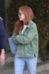 Isla Fisher - Shopping on Melrose Place in Los Angeles 04/25/2019
