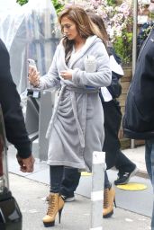 Jennifer Lopez - Arriving on the Set of "The Hustlers" in New York 04/18/2019