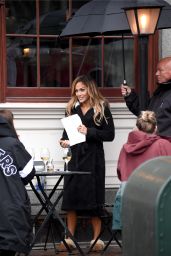 Jennifer Lopez On Location Filming "Hustlers" in New York 04/25/2019