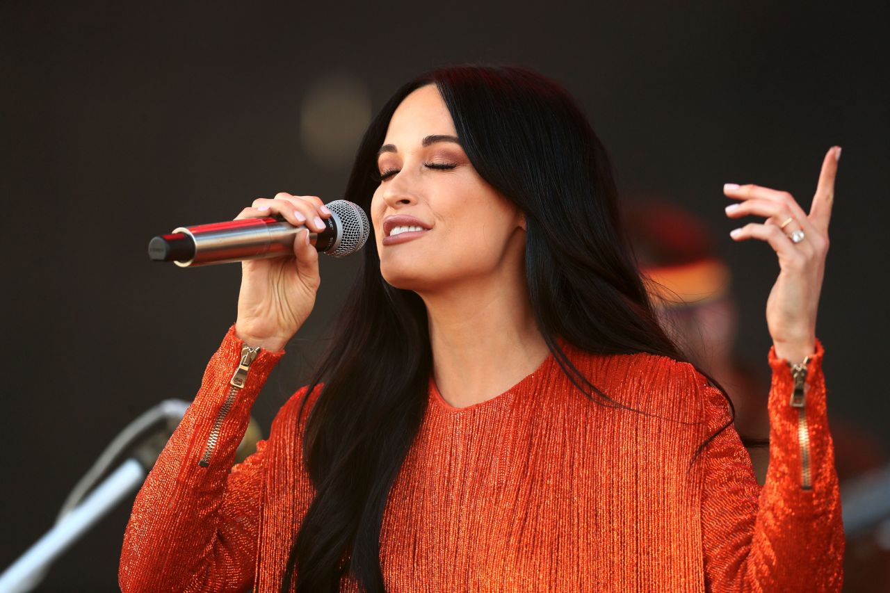 Kacey Musgraves Performs at Coachella Music Festival in Indio 04/12