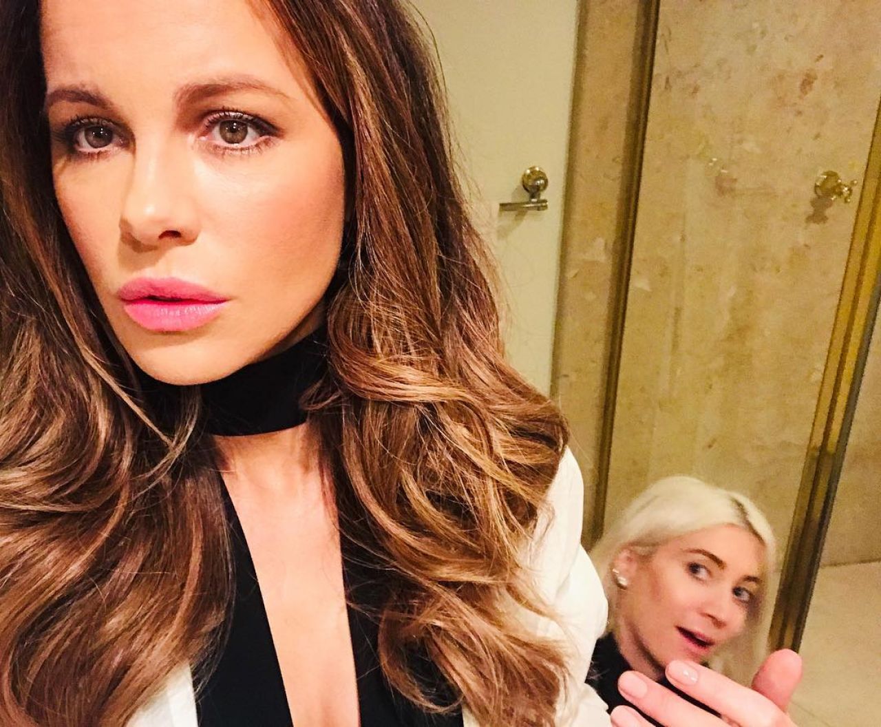 Kate Beckinsale - Personal Pics and Video 04/27/2019 • CelebMafia