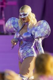 Katy Perry - Performs at New Orleans Jazz & Heritage Festival 04/27/2019