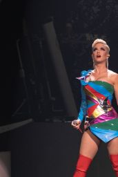 Katy Perry Performs Live at Capital One JamFest in Minneapolis 04/07/2019