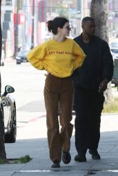 Kendall Jenner Street Style 04/02/2019