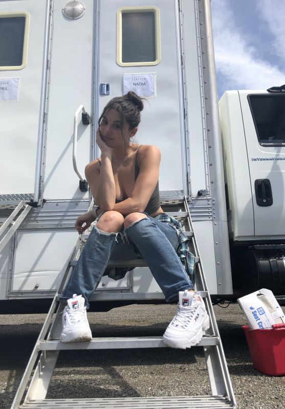 Kira Kosarin - Personal Pics and Video 04/16/2019