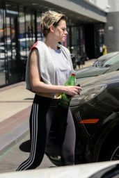 Kristen Stewart and Sara Dinkin - Out in LA 04/22/2019