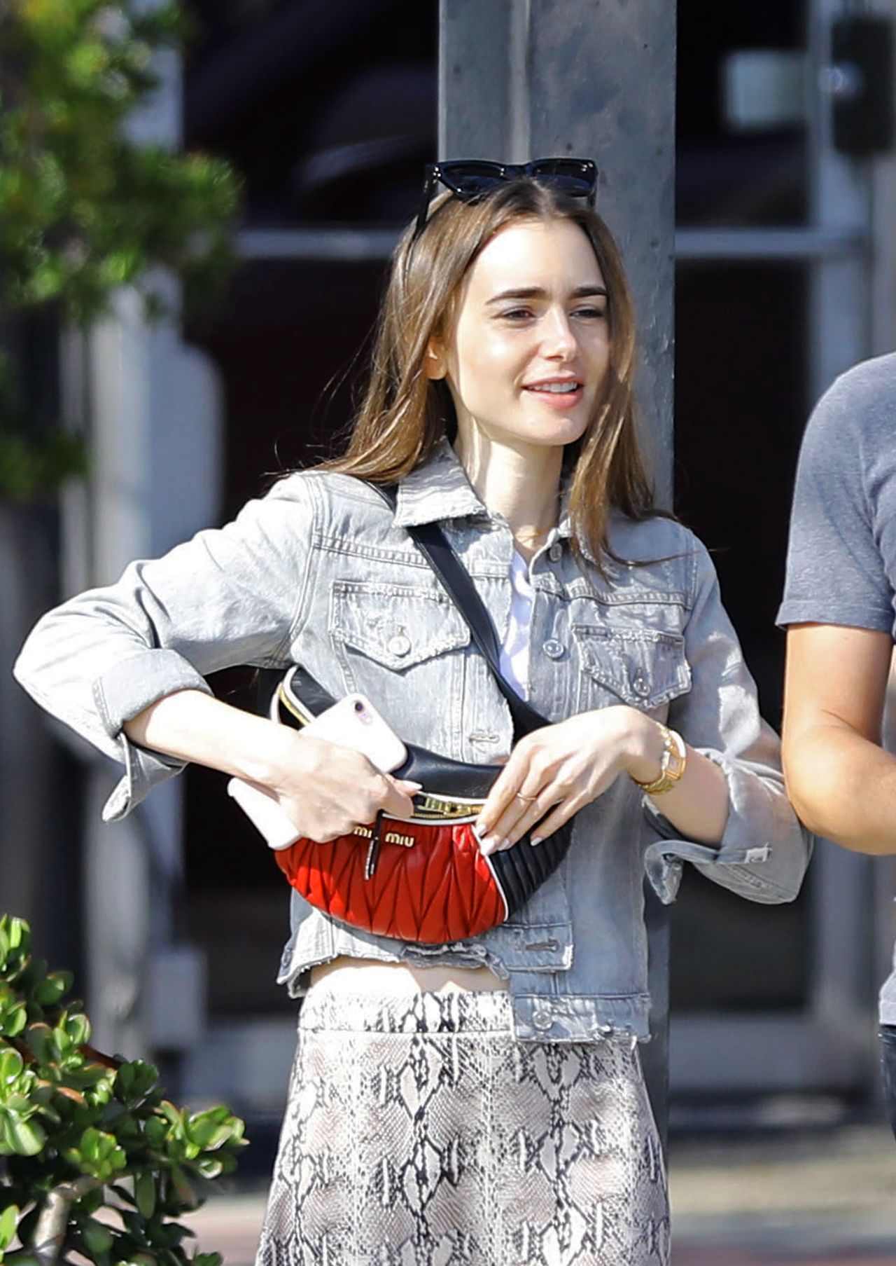 Lily Collins Casual Style - West Hollywood 04/23/2019 • CelebMafia