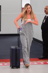 Margot Robbie - Arriving in New York 04/27/2019