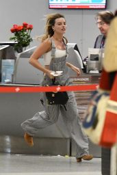 Margot Robbie - Miami Airport 04/27/2019