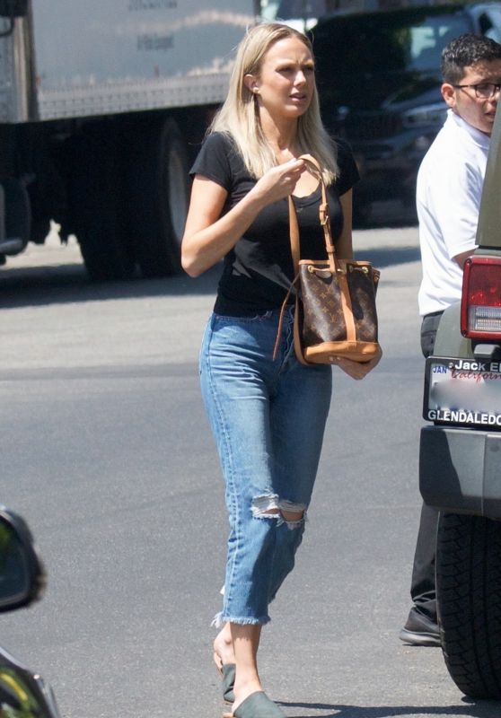 Melissa Ordway Casual Style - Melrose Place in LA 04/25/2019
