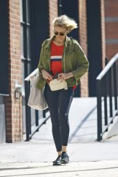 Naomi Watts in Leggings - Out in New York 04/14/2019