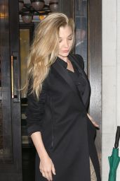 Natalie Dormer Style - Leaving a Restaurant in London 04/16/2019