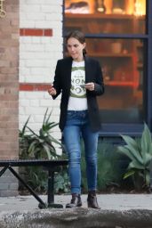 Natalie Portman - Out to Dinner in Los Feliz 04/02/2019