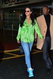 Rihanna - Out in New York 04/15/2019