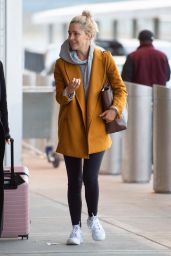 Rose Byrne - Arrives at JFK Airport in NYC 03/30/2019