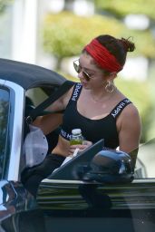 Sarah Hyland in Gym Ready Outfit - LA 04/10/2019