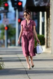 Sarah Hyland - Out in Los Angeles 04/16/2019
