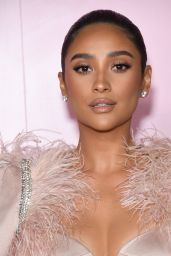 Shay Mitchell – Launch of Patrick Ta’s Beauty Collection in LA 04/04/2019