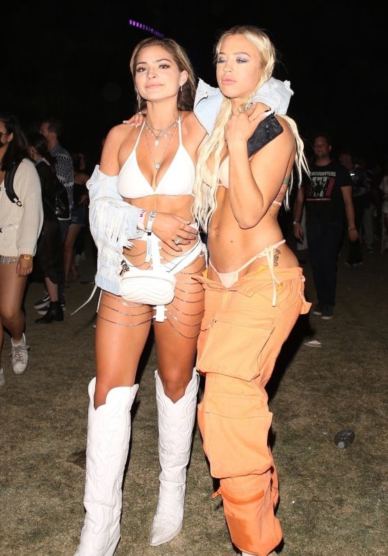 Tammy Hembrow - Ariana Grande Show at Coachella 2019 in Indio