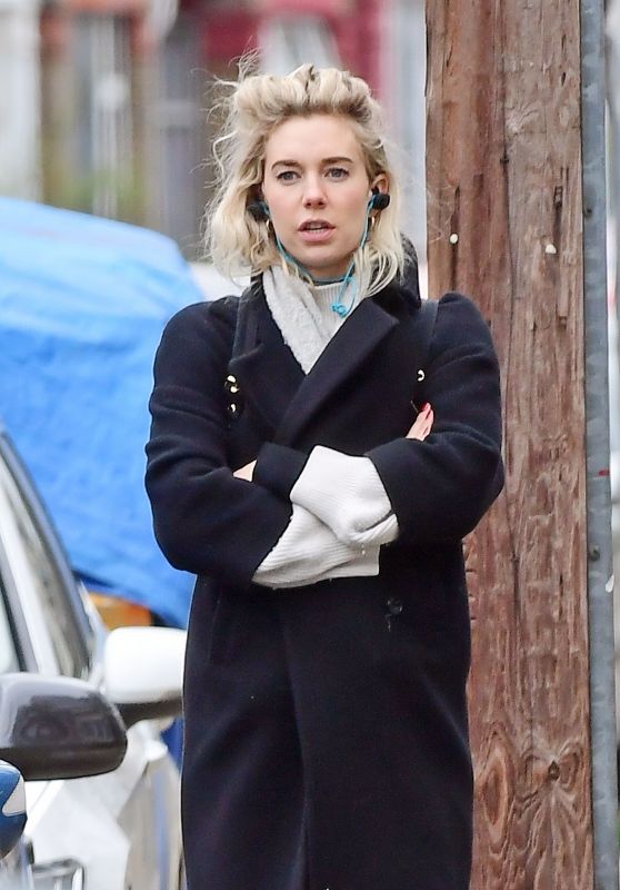 Vanessa Kirby in Casual Outfit - Notting Hill 03/29/2019 • CelebMafia
