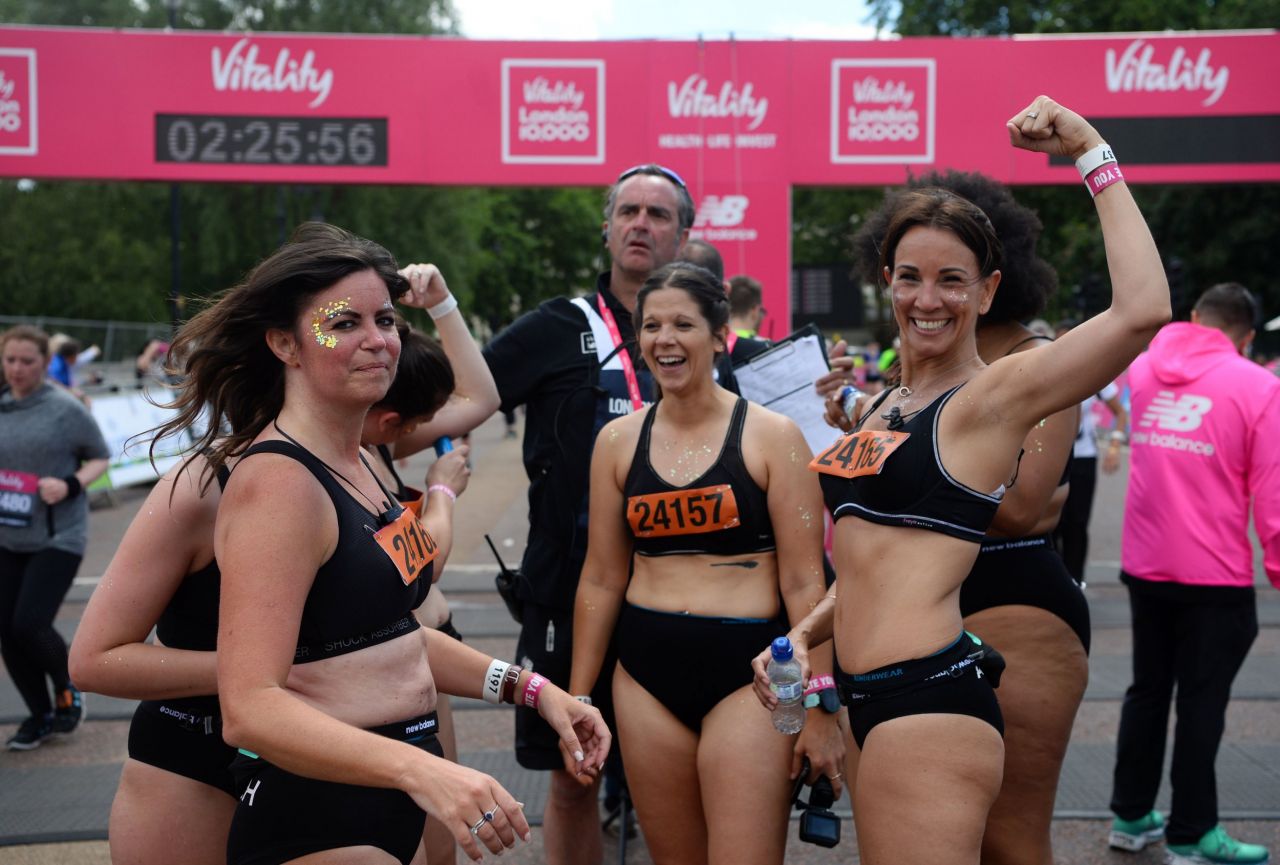 andrea-mclean-vitality-10k-run-in-london-05-27-2019-celebmafia