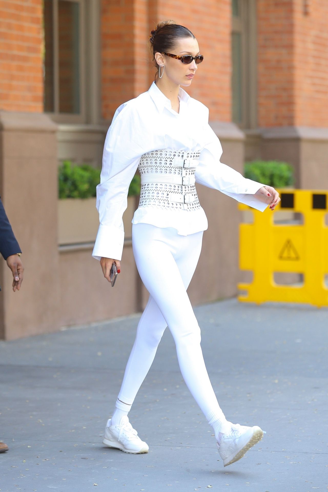 Bella Hadid Style and Fashion - NYC 05/06/2019 • CelebMafia