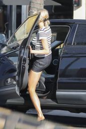 Charlotte McKinney - Out in Beverly Hills 05/02/2019